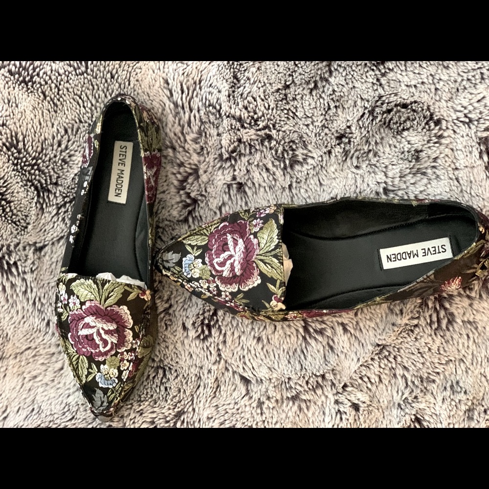 Steve Madden Flats